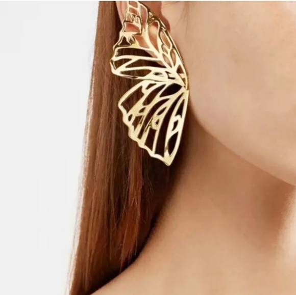 💖 Boho Hollow out Gold Butterfly wing earrings - Picture 8 of 13